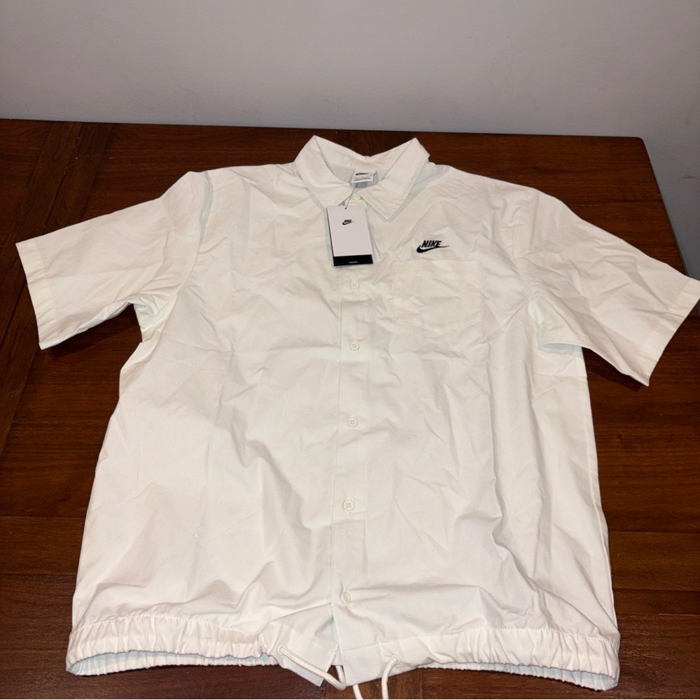Nike Club Short-Sleeve Loose Oxford Button-Up Shirt (FN3902-133) White Sz small